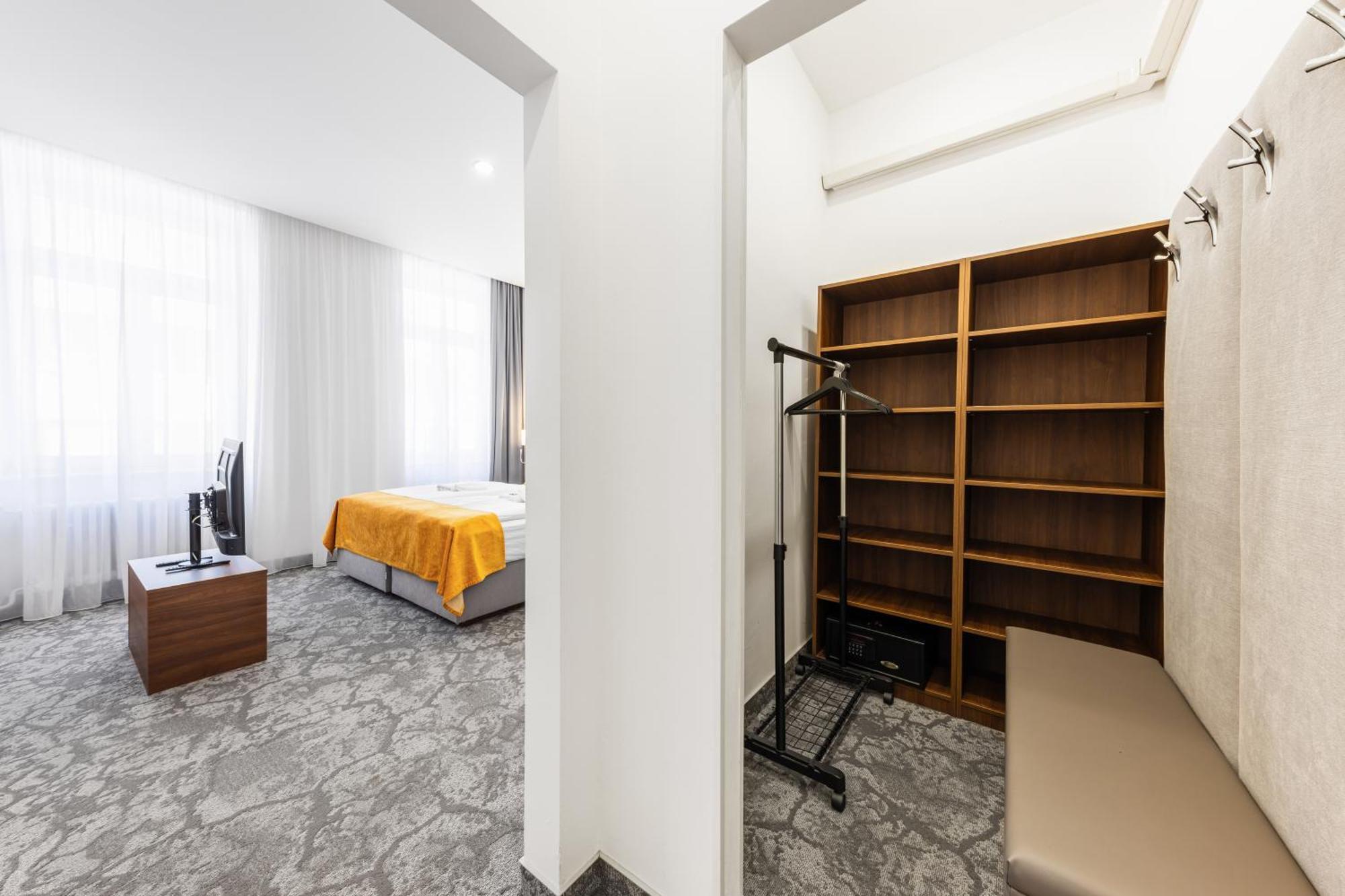A1 Royal Plaza Hotel Prague Ngoại thất bức ảnh